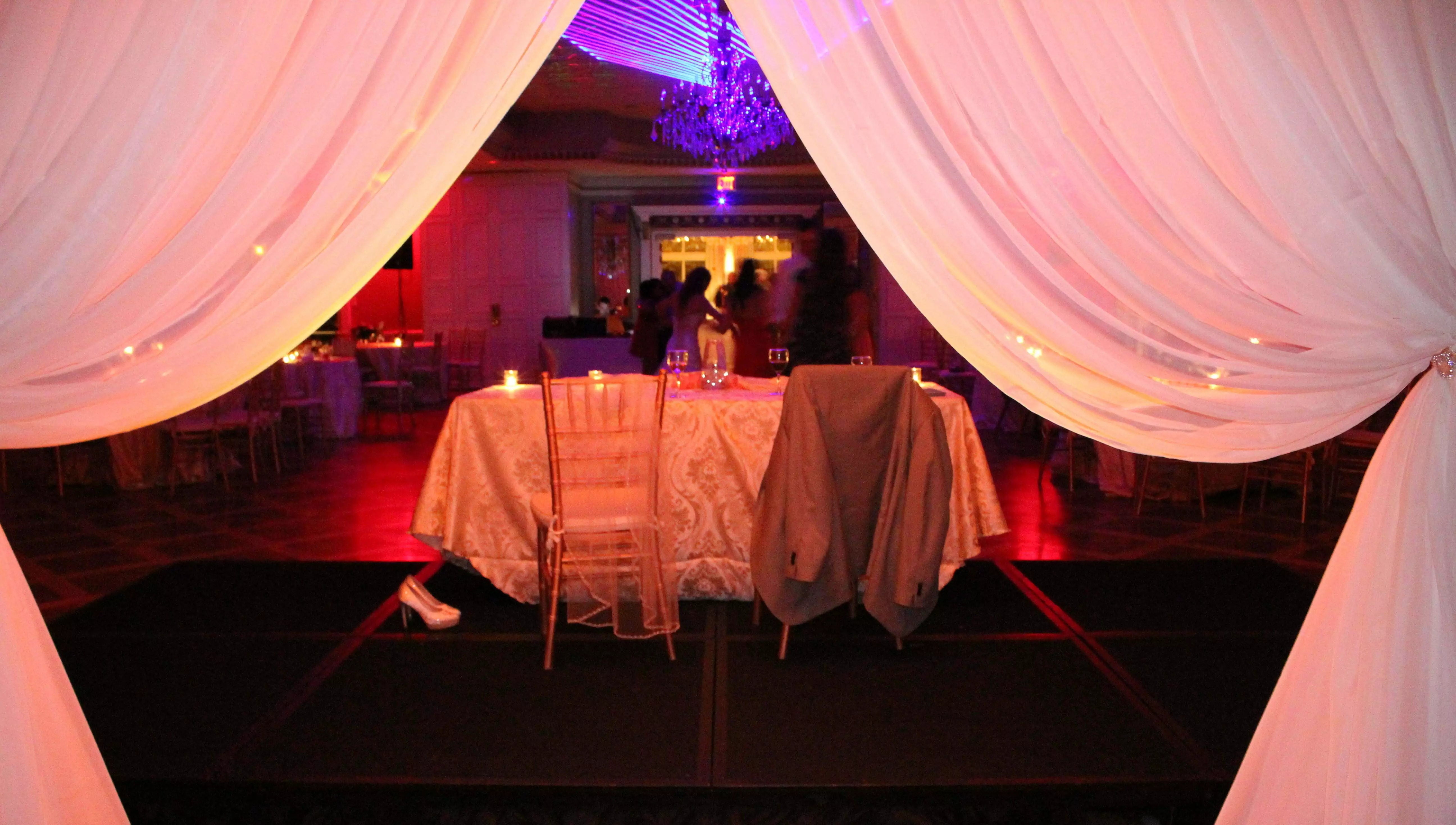 Queen’s Landing wedding venue